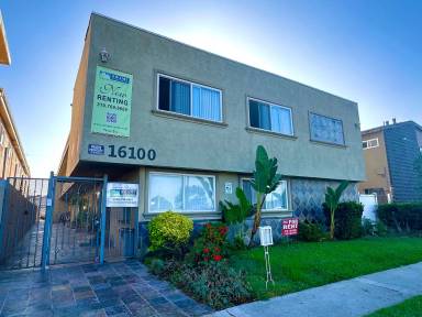 Main picture of 16100 Van Ness Ave