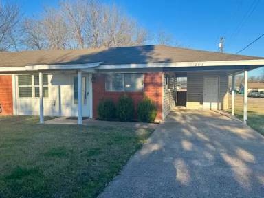 Main picture of 203 Shirley Dr