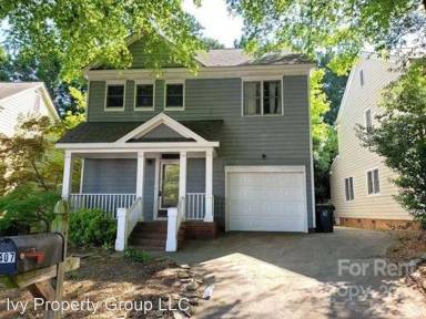 Main picture of 9407 Holly Bend Ln