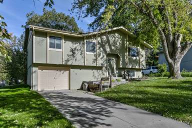 Main picture of 4115 N 213th Cir