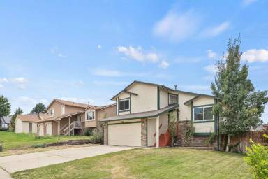 Main picture of 770 Stargate Dr