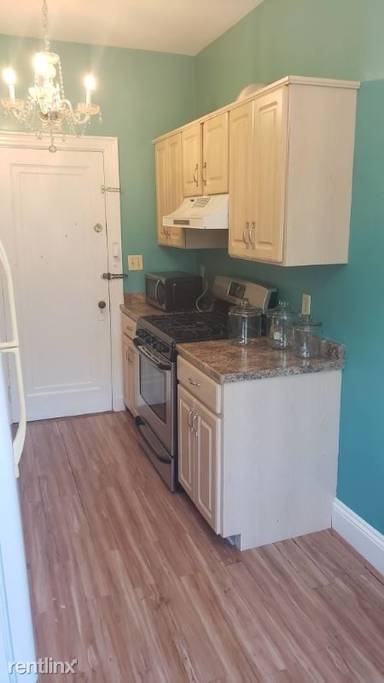 Main picture of 116 Englewood Ave