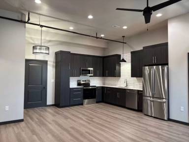 Main picture of 407 W Norfolk Ave