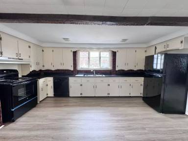 Main picture of 3 Court St