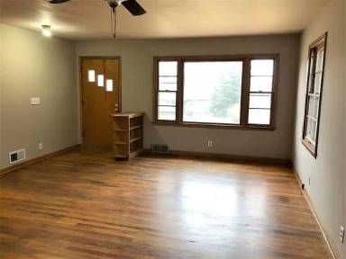 Main picture of 336 Beverly Dr