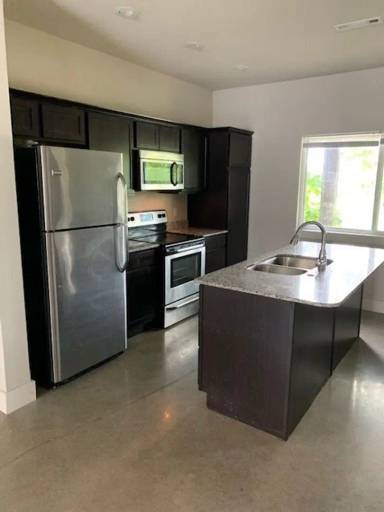 Main picture of 307 E Appleby Rd