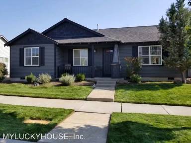 Main picture of 61364 Woodbury Ln