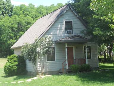 Main picture of 1239 E Miller Dr
