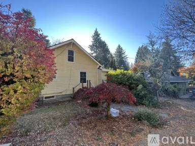 Main picture of 7116 SW 60th Ave