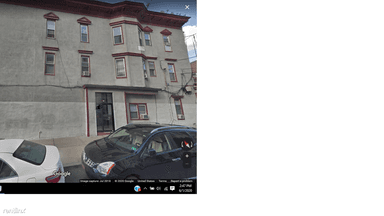 Main picture of 76 46th St