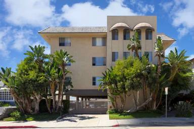 Main picture of 4022 Albatross St