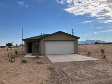 Main picture of 3535 N Cocopa Dr
