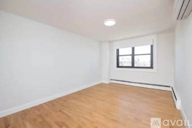 Main picture of 1410 Columbia Apartments