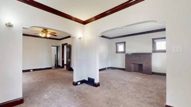 Main picture of 3590 W 47th St
