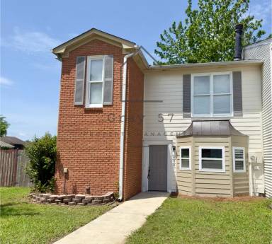 Main picture of 806 Hillsboro Ln