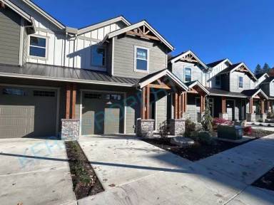Main picture of 39775 Pleasant St
