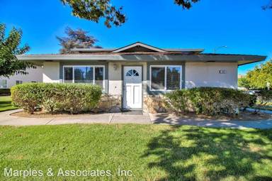 Main picture of 353 Blossom Hill Rd