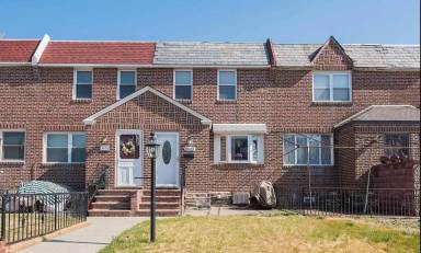 Main picture of 8615 Bayard St