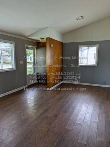 Main picture of 23283 Grabar Sq