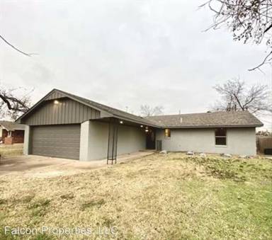 Main picture of 5933 NW 62nd St