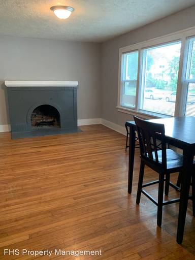 Main picture of 807 S McCann Ave