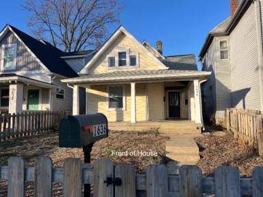 Main picture of 1636 Hoyt Ave