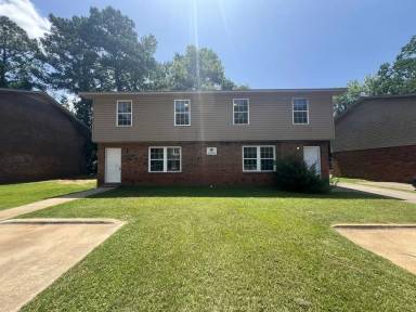Main picture of 441 30th Pl