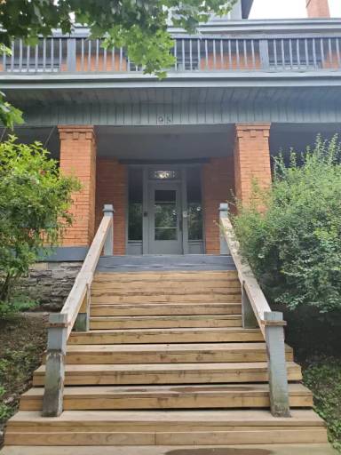 Main picture of 95 W 1st Ave