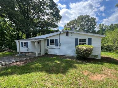 Main picture of 3362 W Lynchburg Salem Tpke