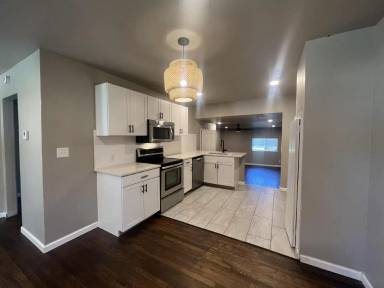 Main picture of 4936 E Haskell Pl