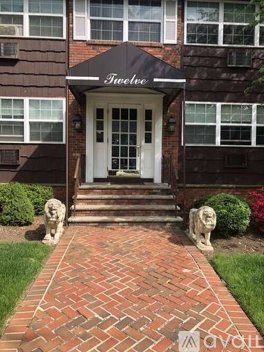 Main picture of 12 Brookside Ave