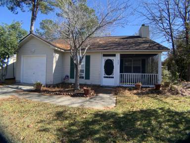 Main picture of 402 Navaho Cir
