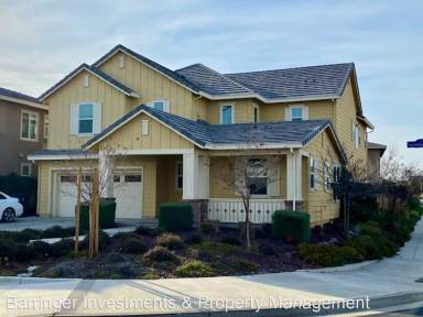 Main picture of 1021 S Vecindad St