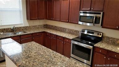 Main picture of 15441 SW 173rd Ln