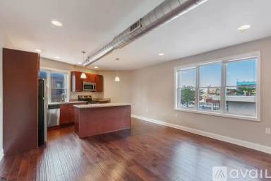 Main picture of 1934 E Passyunk Ave