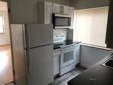Main picture of 1681 Cedar Ave