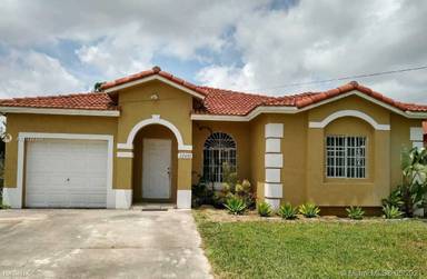 Main picture of 22402 SW 125th Ave