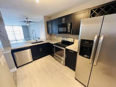 Main picture of Lake Emerald Condo