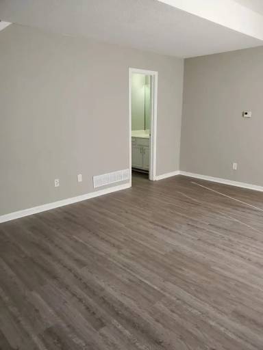 Main picture of 402 SE Brandon Ct
