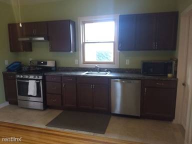 Main picture of 63 E Somerset St