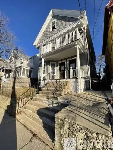 Main picture of 65 Hancock St