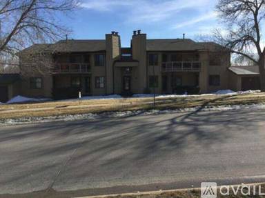 Main picture of 2050 Holiday Rd