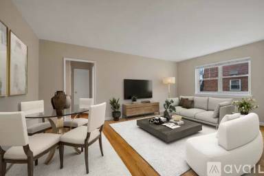 Main picture of 4240 212th St