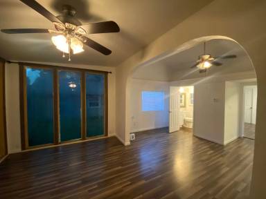 Main picture of 2700 S Brown Ave
