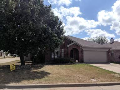 Main picture of 7216 Park Creek Cir W