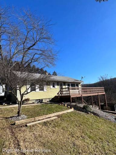 Main picture of 505 Royal Manor Rd