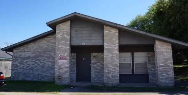 Main picture of 2106 Wheeler Ave