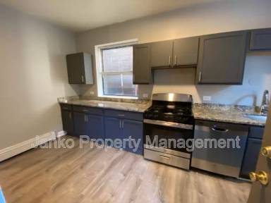 Main picture of 62 N Parkside Ave & 5645 W Washington Blvd Apartments