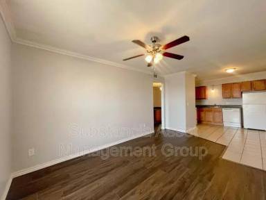 Main picture of 1428 NW 27th St