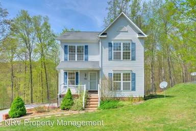 Main picture of 400 Howery St